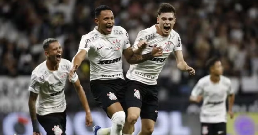 Futebol: Cruzeiro vence o Flamengo e volta à final da Copinha após 17 anos