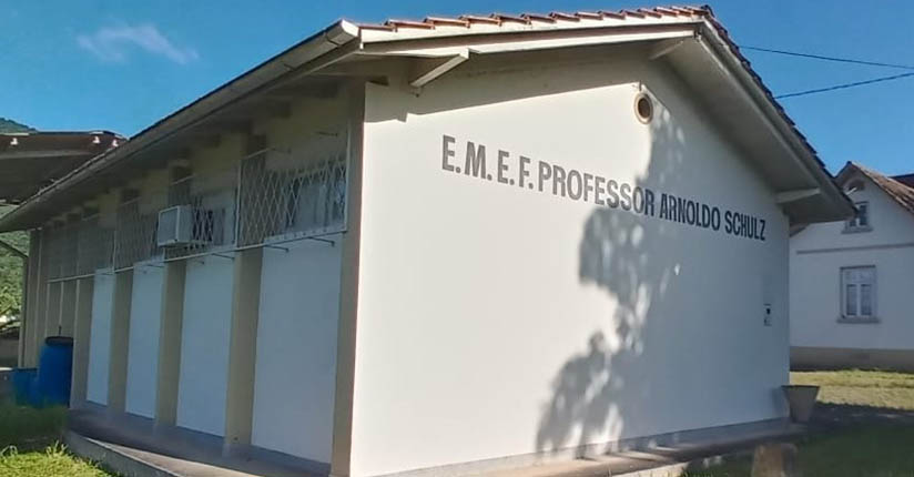 Antiga escola no Rio da Luz servirá como apoio a projeto