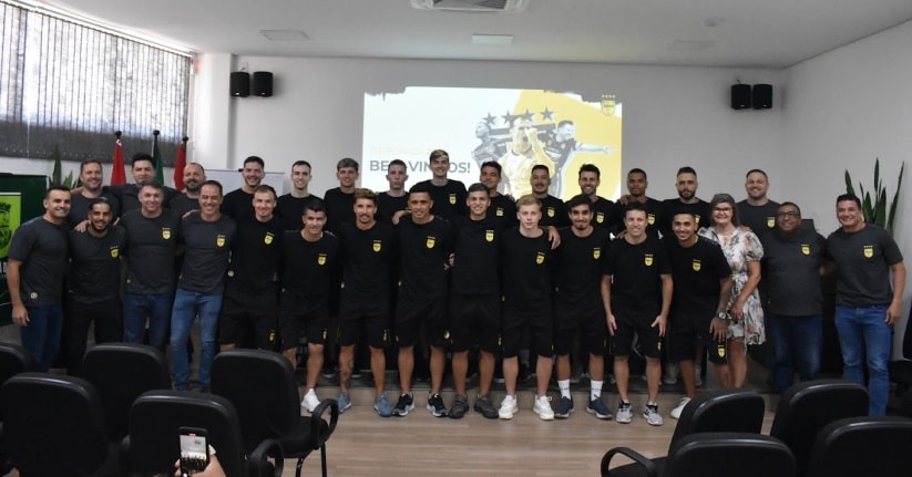 Futsal: Timbó/Jaraguá goleia Quiosque do Sid no Torneio de Indaial
