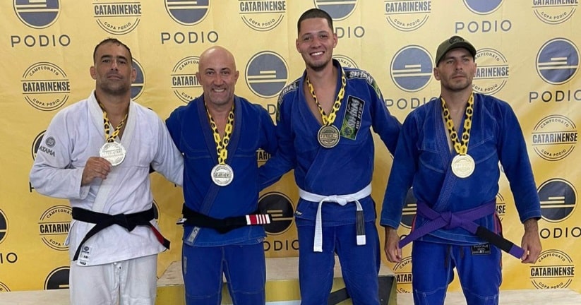 Jiu-jitsu: Atletas de Jaraguá do Sul sobem ao pódio no Campeonato Catarinense