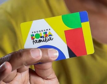 Bolsa Família: governo prevê revisar dados de 7 milhões de famílias em 2024