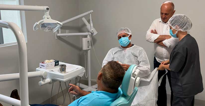 CEO agora tem dentista especializado para pacientes especiais