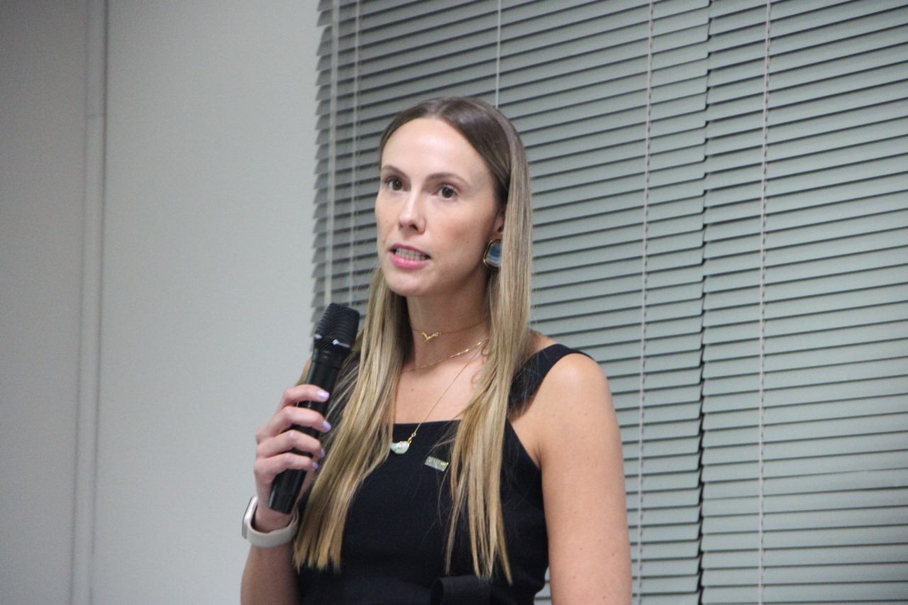 ACIJS elege nova diretoria e Caroline Cani é a quarta mulher a presidir a entidade