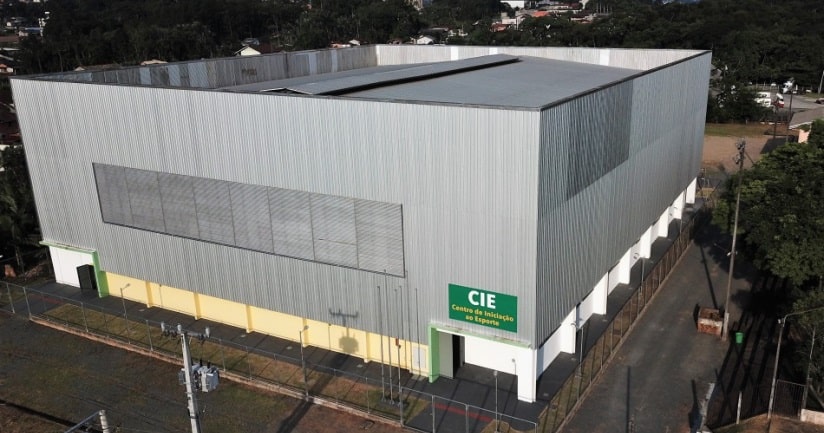 Poliesportivo: Centro de Iniciação é entregue para a comunidade em Blumenau