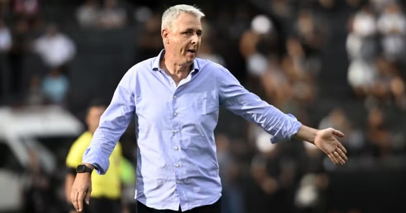 Futebol: Botafogo anuncia a saída de Tiago Nunes