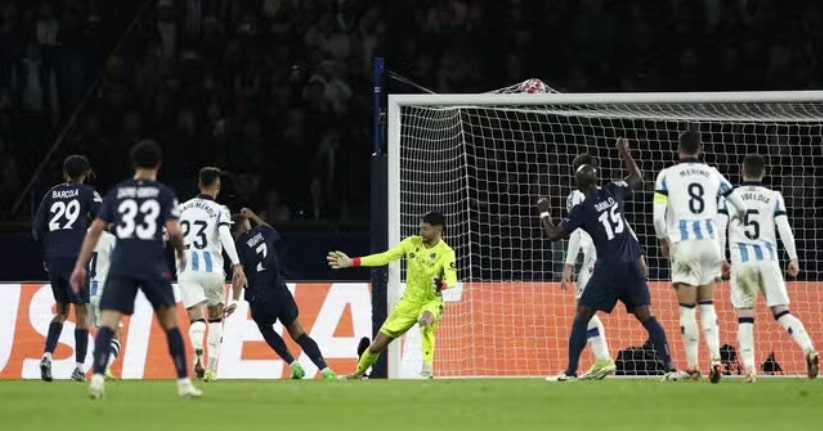 Champions League: PSG bate Real Sociedad na França
