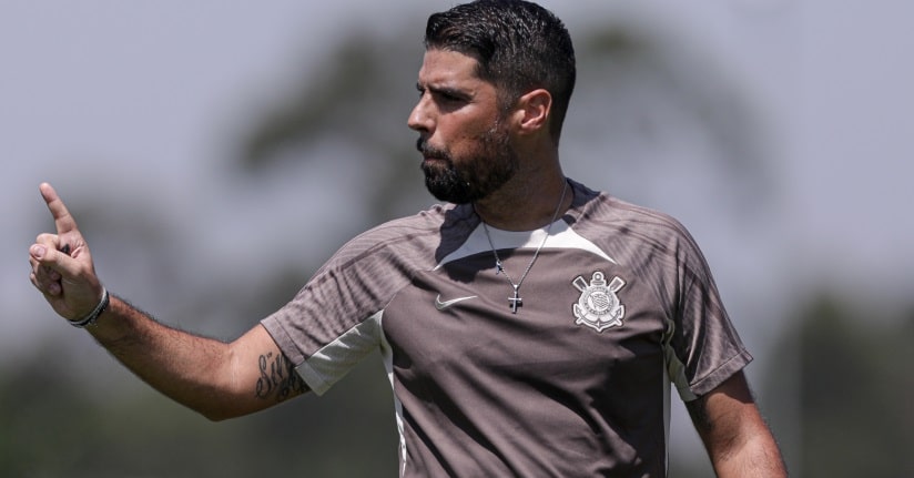 Futebol: Corinthians anuncia o técnico português António Oliveira