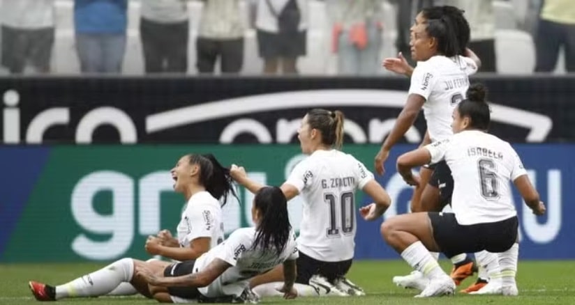 Futebol: Corinthians bate Ferroviária nas semifinais da Supercopa