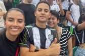 Futebol: Jovem com paralisia cerebral realiza sonho de ir ao estádio pela primeira vez
