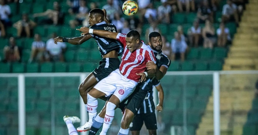Futebol: Figueirense e Hercílio Luz empatam sem gols no estadual