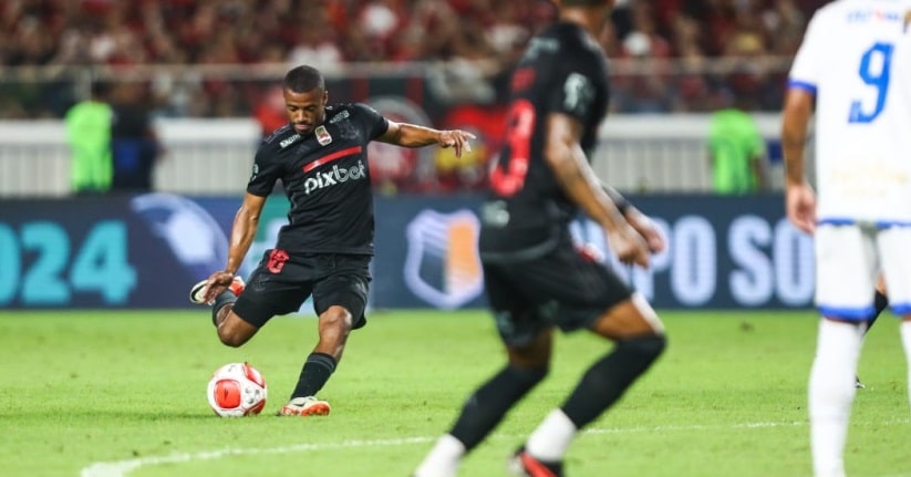 Futebol: Flamengo vence e Vasco perde no Carioca
