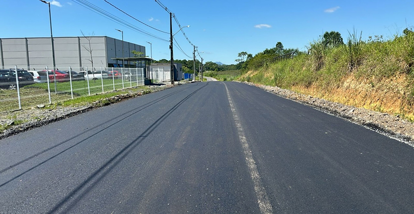 Guaramirim conclui a pavimentação ao Loteamento Industrial