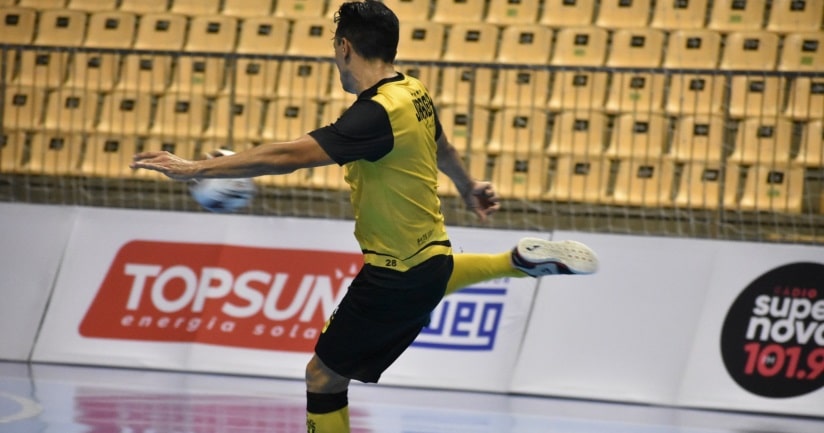 Futsal: Jaraguá faz 10 a 0 em jogo-treino na Arena