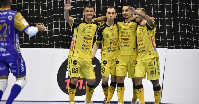 Futsal: Jaraguá encara Tubarão em amistoso na Arena