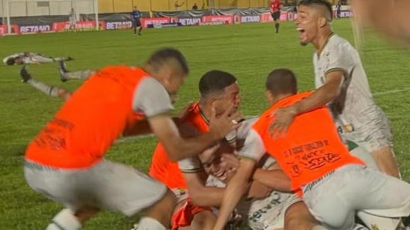 Futebol: LDU bate Fluminense na Recopa Sul-Americana