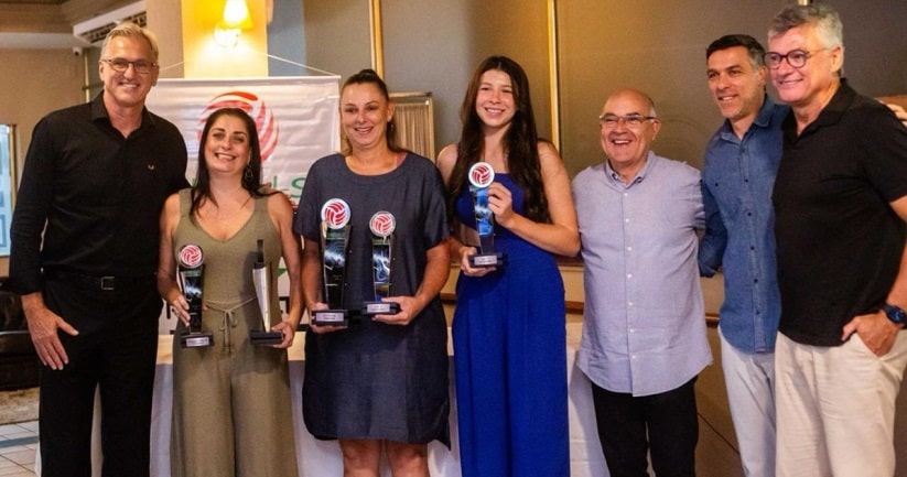 Vôlei: Jaraguaenses ganham troféus nos destaques de 2023