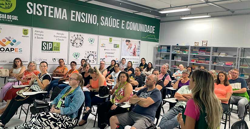 Agentes comunitários de saúde também atuam contra a dengue