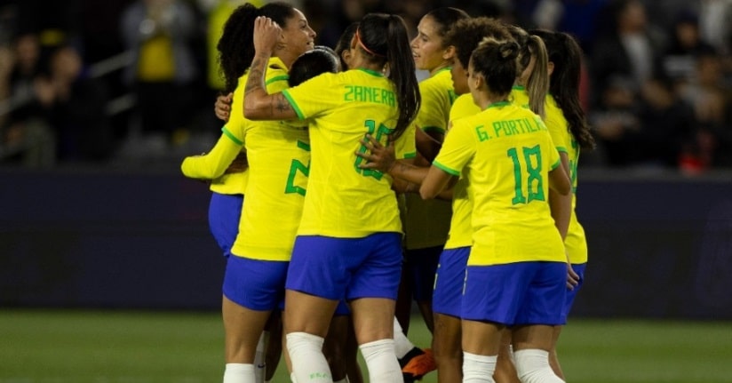 Futebol: Brasil goleia Argentina e avança à semifinal da Copa Ouro