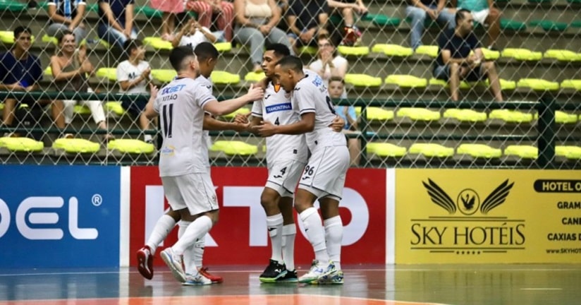 Futsal: Carlos Barbosa x Praia e Atlântico x Joinville fazem as semifinais