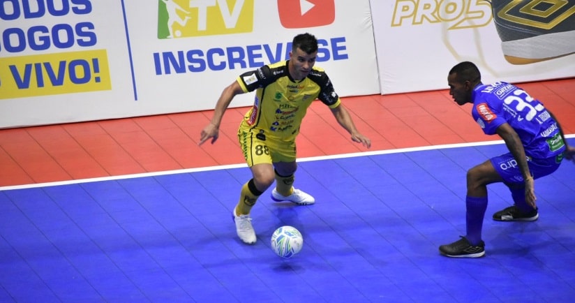 Futsal: Jaraguá enfrenta Foz Cataratas pela LNF
