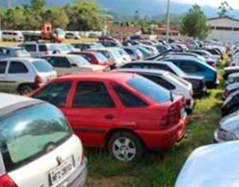 Pregão de veículos e sucatas via Detran-SC rendeu R$ 118 mil