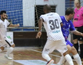 Futsal: Torneio de Schroeder tem dois classificados para a semifinal