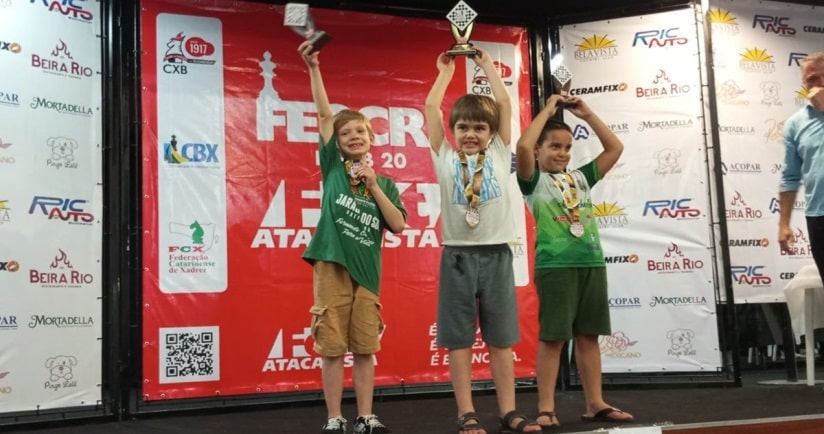 Xadrez: Jaraguaenses faturam medalhas no Festival Catarinense