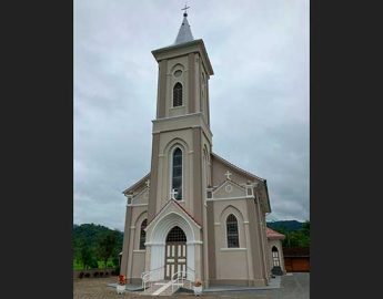 Igreja Apóstolo Paulo restaurada: Comunidade Apóstolo Paulo convida para sua tradicional festa