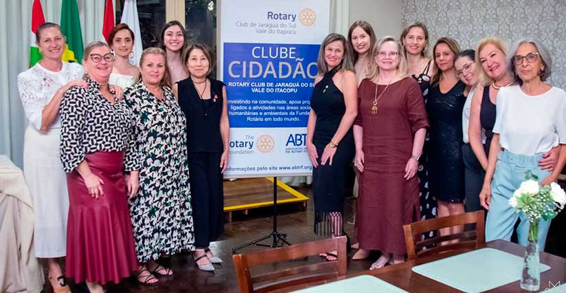 Rotary Club Vale do Itapocu recebe o título de Clube Cidadão