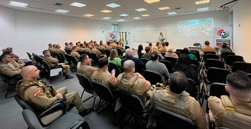 Curso de formação de sargentos da Polícia Militar inicia em Jaraguá