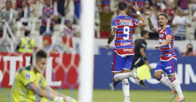 Futebol: Fortaleza goleia Nacional Potosí no Castelão