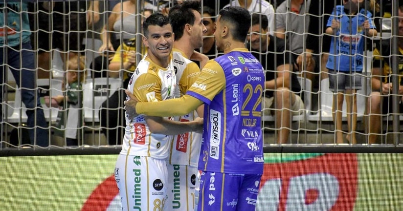 Futsal: Jaraguá vence Campo Mourão pela LNF