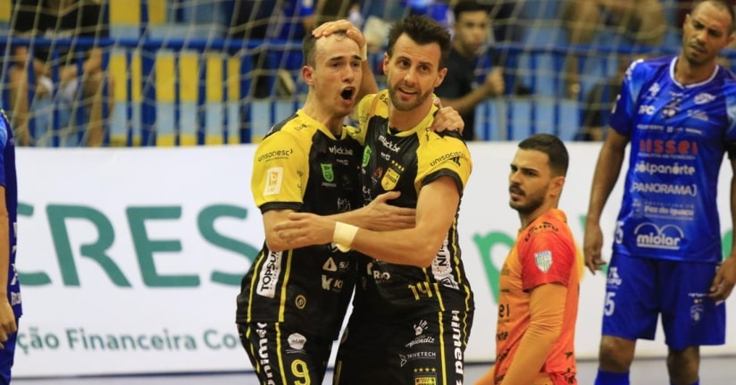 Futsal: Jaraguá bate Foz no Paraná pela LNF