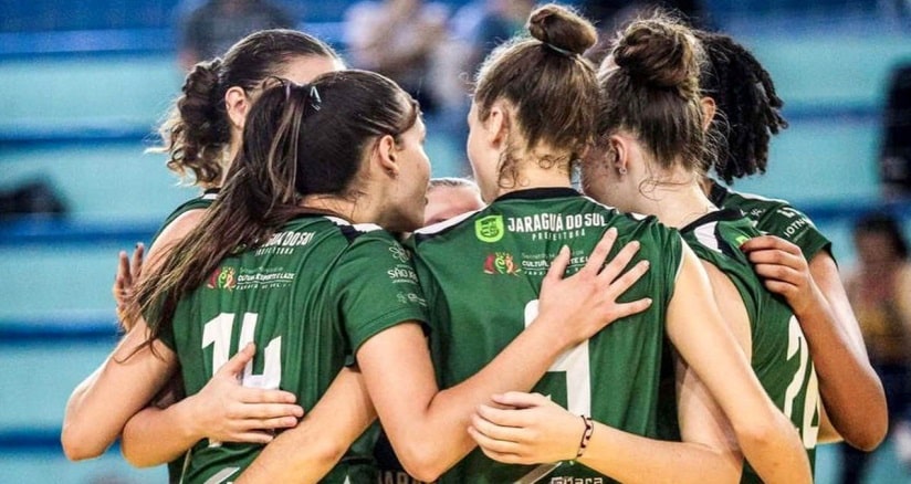 Vôlei: Jaraguá do Sul sub-17 estreia com duas vitórias no estadual