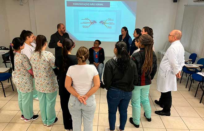 Hospital Jaraguá realizou a 17ª Jornada da Enfermagem