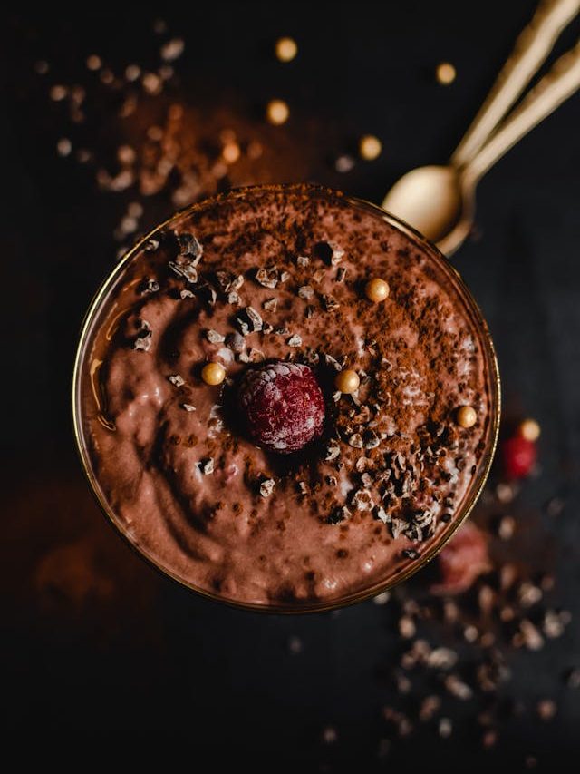 Transforme sua sobremesa com esta receita de mousse de chocolate de 2 ingredientes!