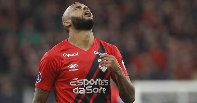 Futebol: Cruzeiro vence Universidad de Quito e garante vaga direta