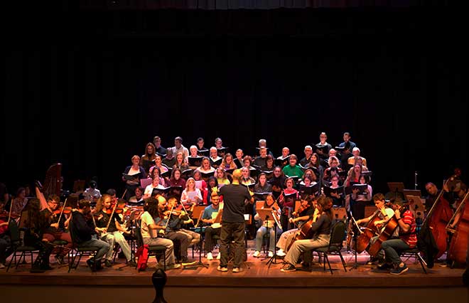 Concertos do jubileu de ouro do Coral da Scar têm ingressos gratuitos