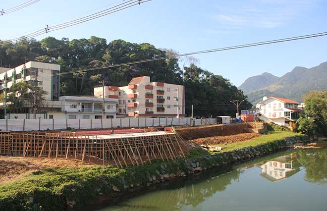 Praça e deck de contemplação do Itapocu devem ficar prontos em setembro