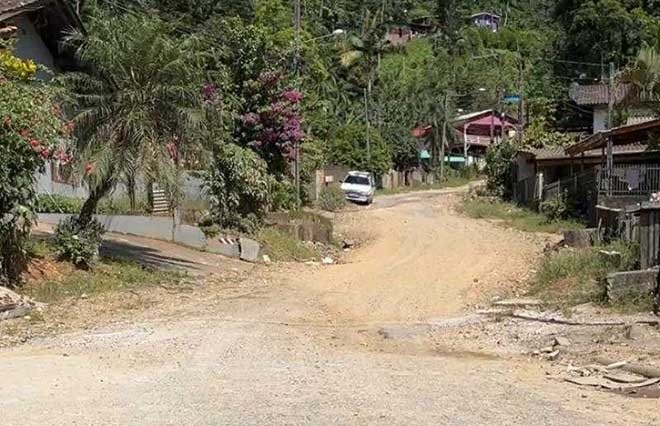 Morro do Lessmann fica interditado para obras de concretagem