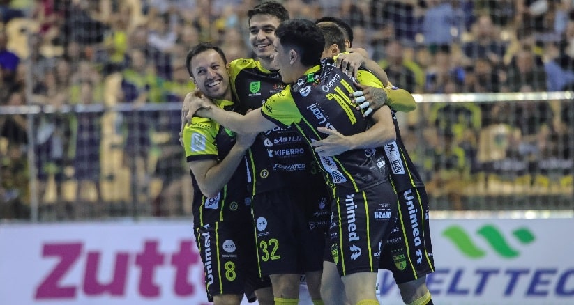 Futsal: Jaraguá vence o Blumenau pela LNF na Arena