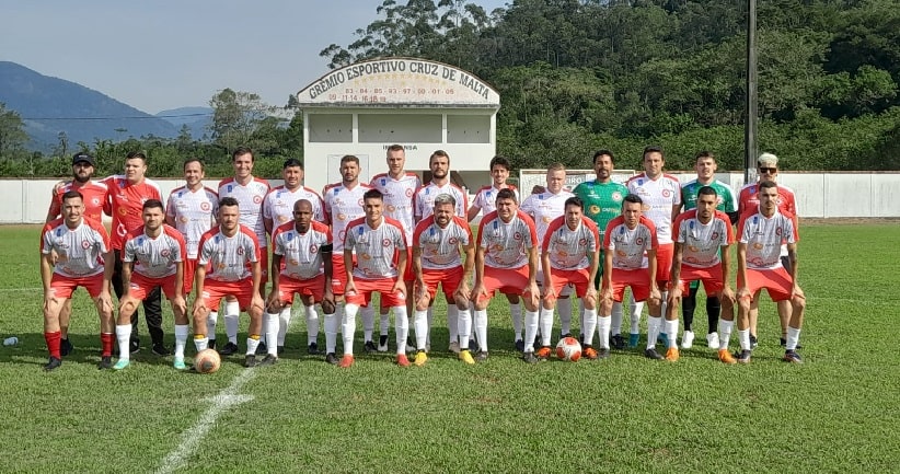 Futebol: Varzeano define os finalistas da Série Ouro