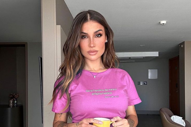 Bianca Andrade e as Polêmicas com as Embalagens de seus Produtos: Uma Retrospectiva