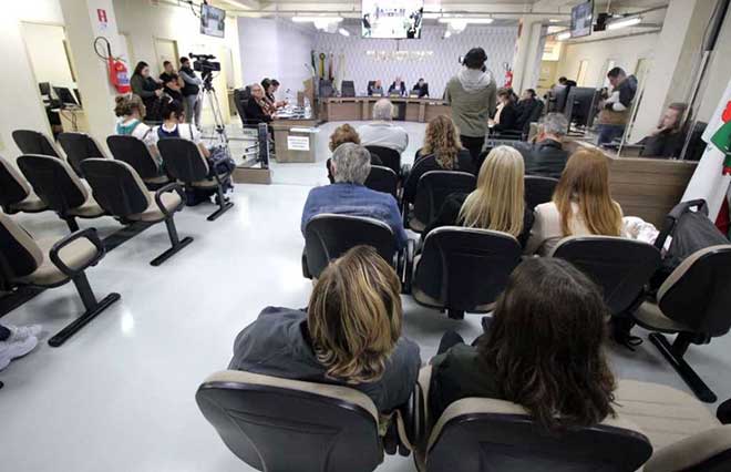 Moção apela à implantação de um novo Centro de Convivência