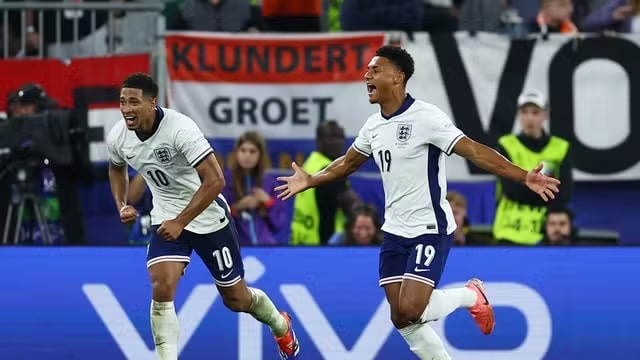 Futebol: Com gol no final, Inglaterra vira para cima da Holanda e está na decisão