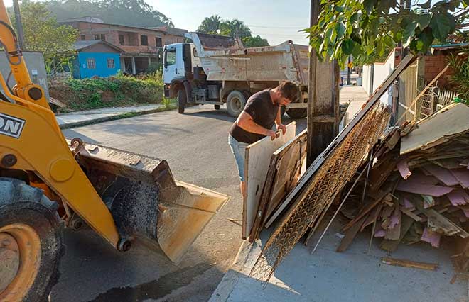 “Guaramirim, Cidade Limpa’’ na Ilha da Figueira e Figueirinha