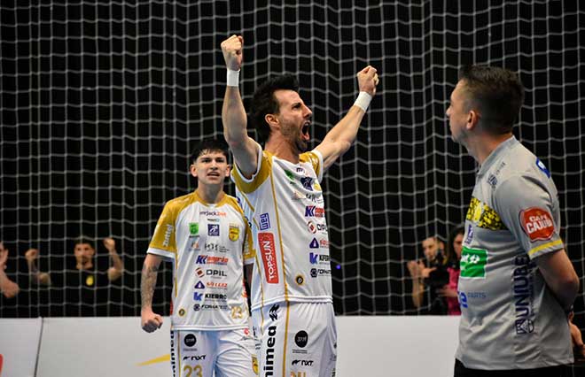 Jaraguá enfrenta Joinville domingo no Cau Hansen pela LNF