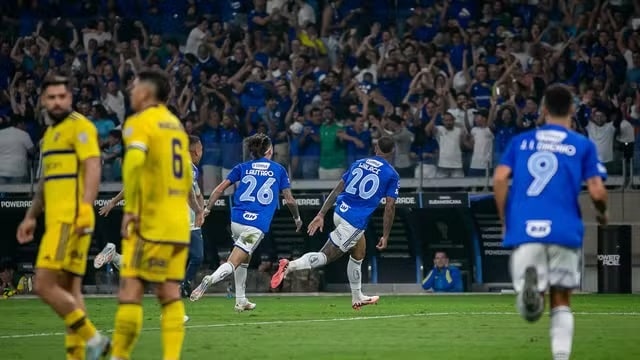 Futebol: Cruzeiro bate o Boca Juniors nos pênaltis e vai às quartas de final