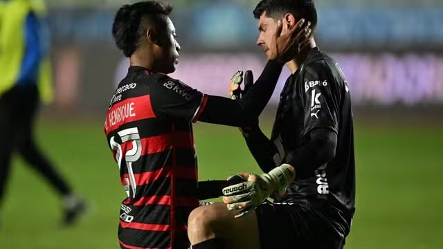 Futebol: Flamengo perde na altitude para o Bolívar, mas se classifica para as quartas de final