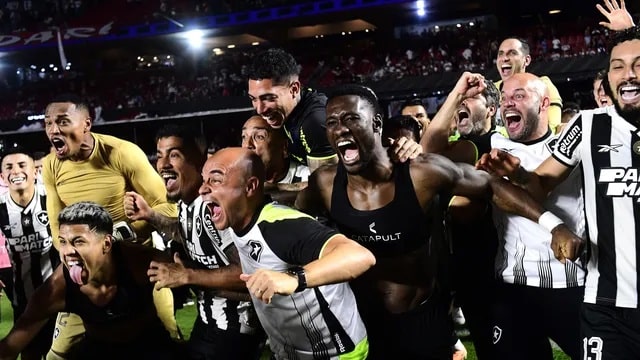 Futebol: Botafogo elimina o São Paulo nos pênaltis e avança de fase